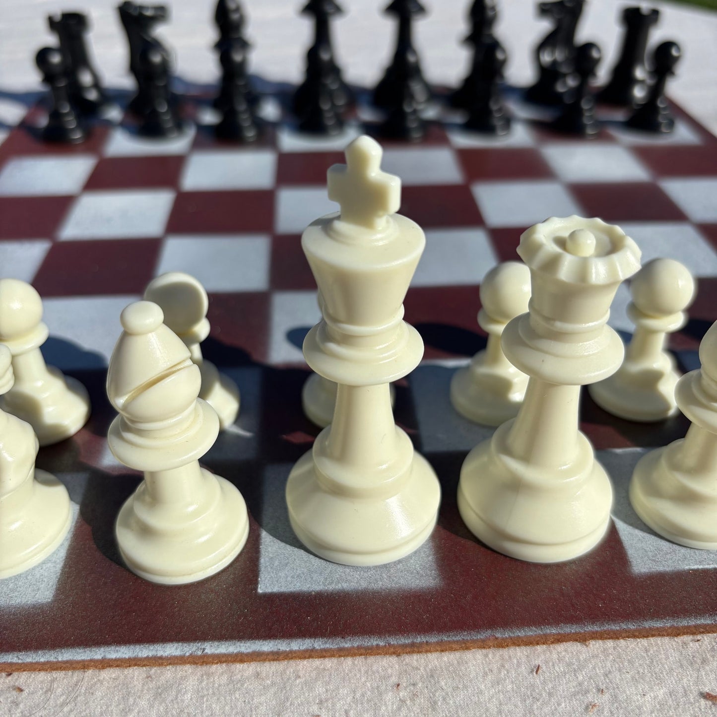 Fading Red - Painted Chess Set