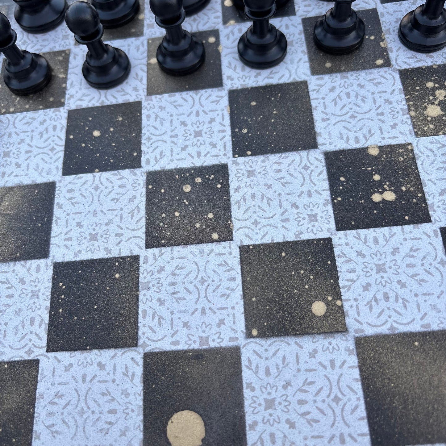 Vintage Golden Drip - Scrapbook Chess Set