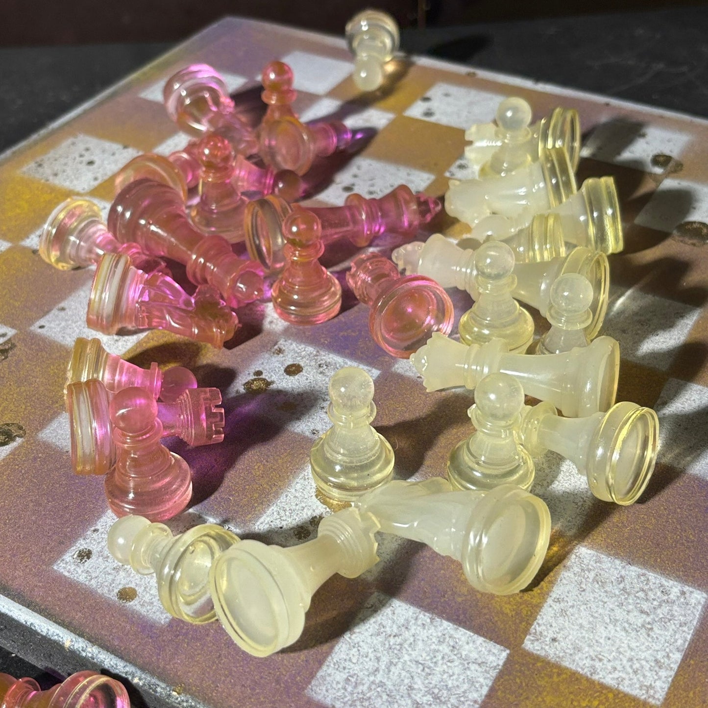 Purple & Yellow Mesh - Painted Chess Set