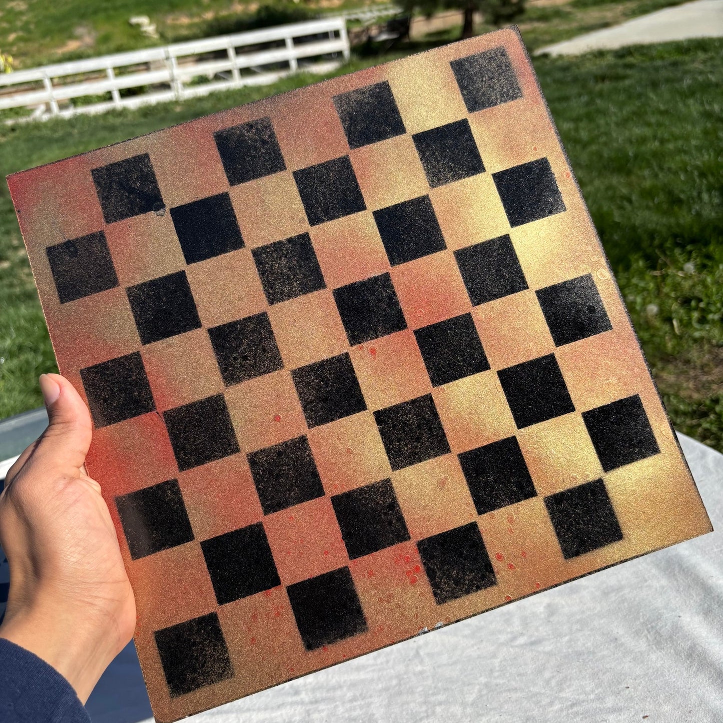 Goldish Red - Painted Chess Set