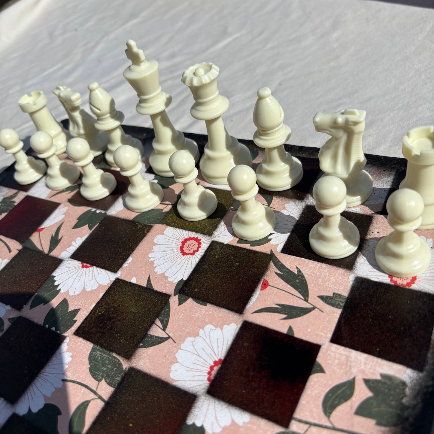 Vintage Flowers - Scrapbook Chess Set