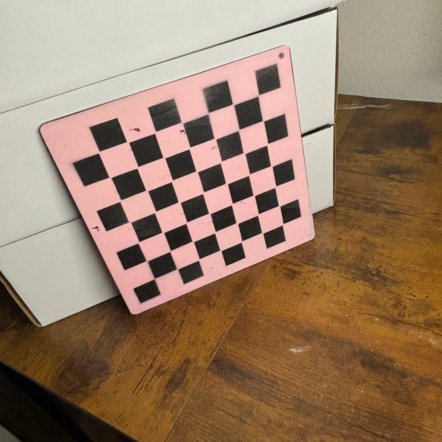 Pink & Black - Painted Thin Wooden Chess Board