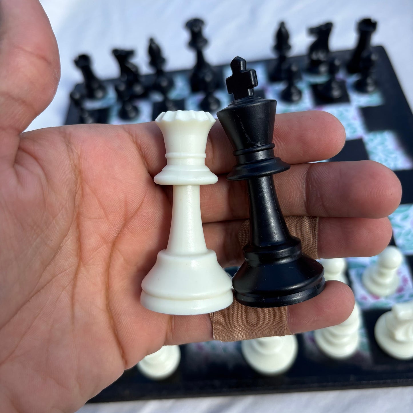 Vintage Flowers - Scrapbook Chess Set