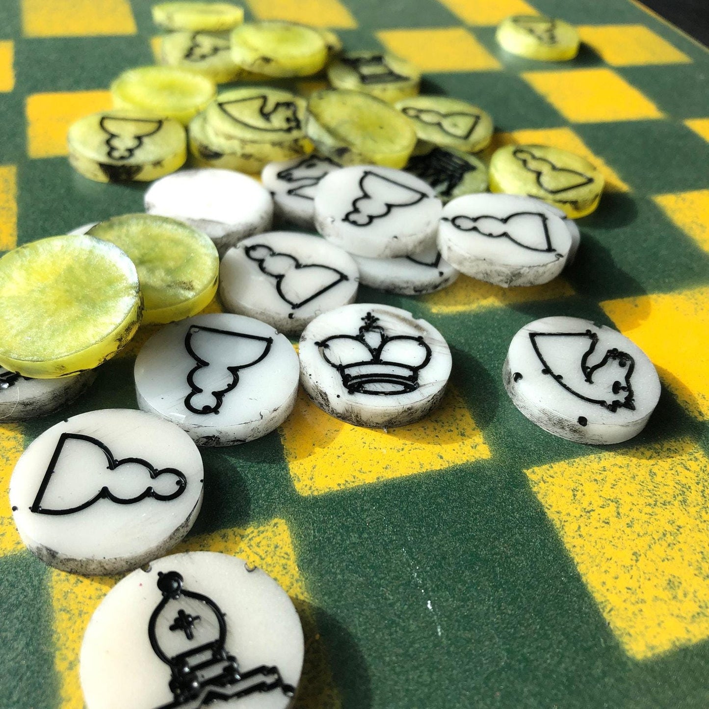 Chess Set - Yellow & Green