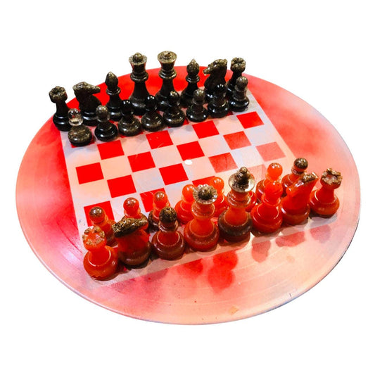 Vinyl Chess Set - Red Mist (Resin Pieces)
