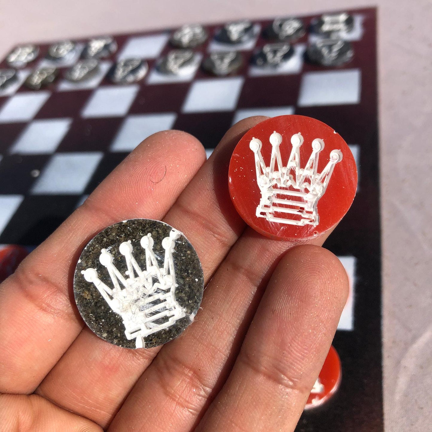 Chess Set - Red/Black Fade