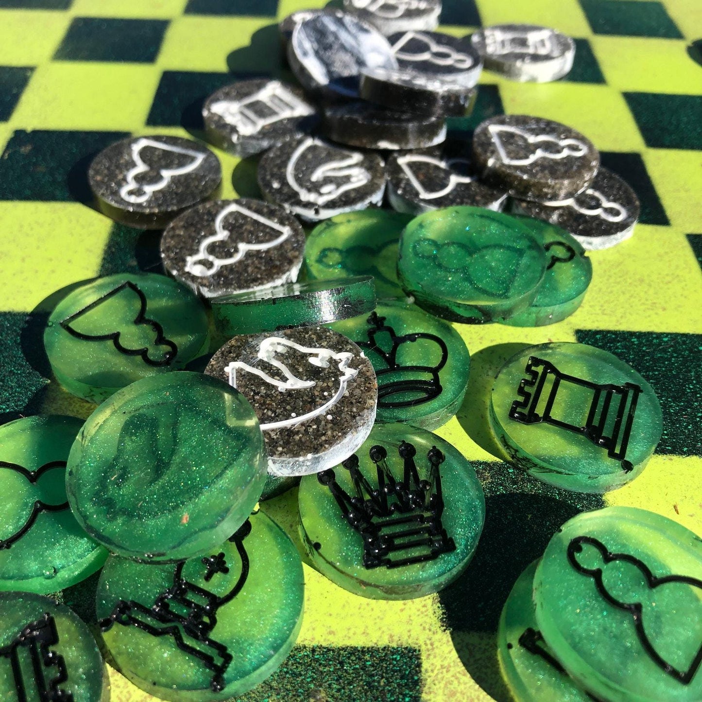 Chess Set - Sheen Green Edition
