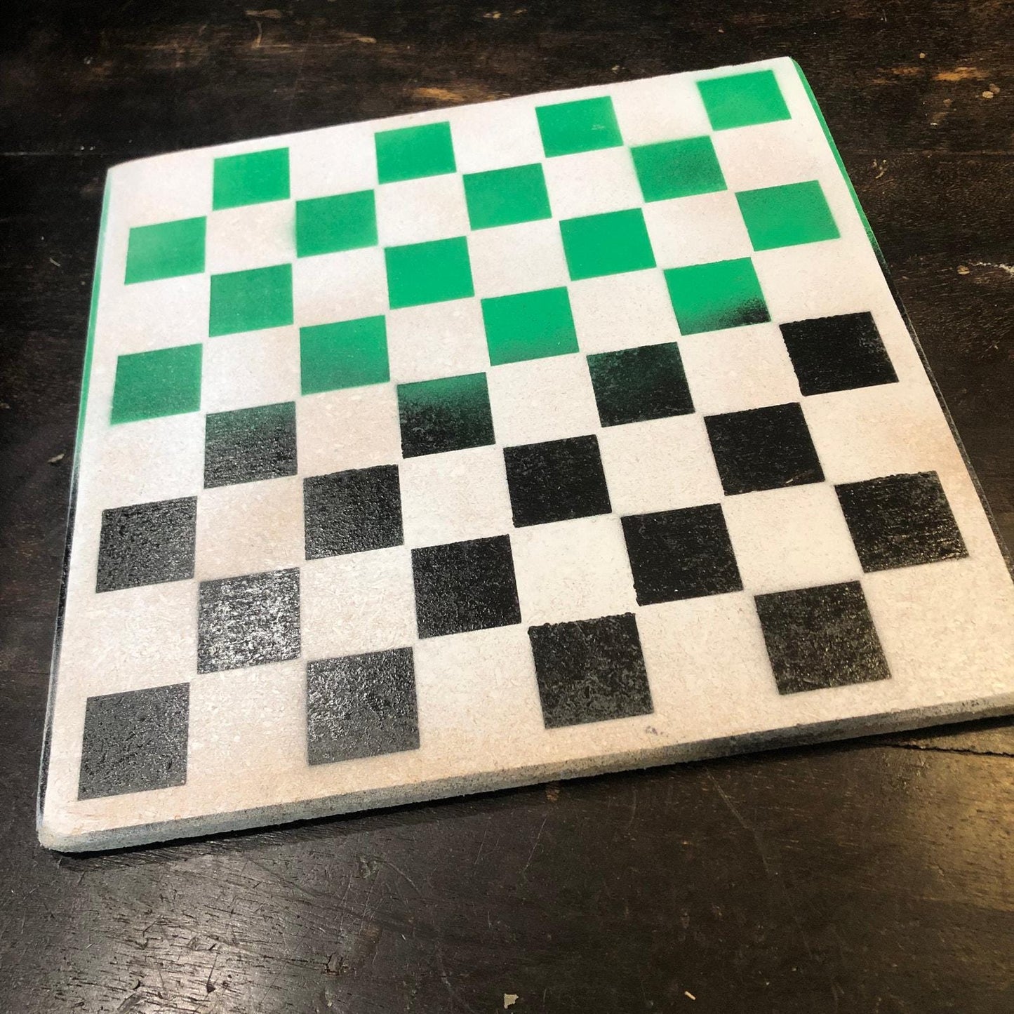 Painted Chess Set - Speed Green Royal