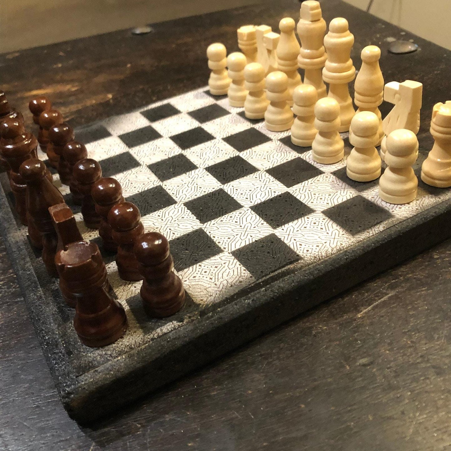 Scrapbook Chess Set - Goil Foiled Lining - White & Black
