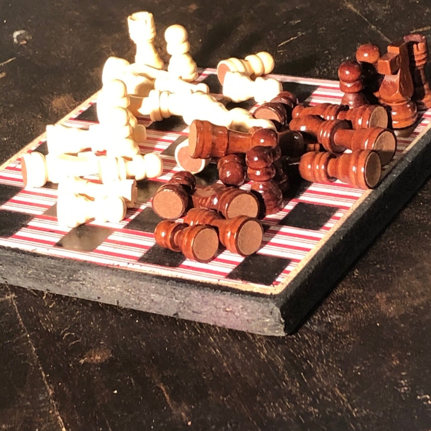 Scrapbook Chess Set - Red & White Lines