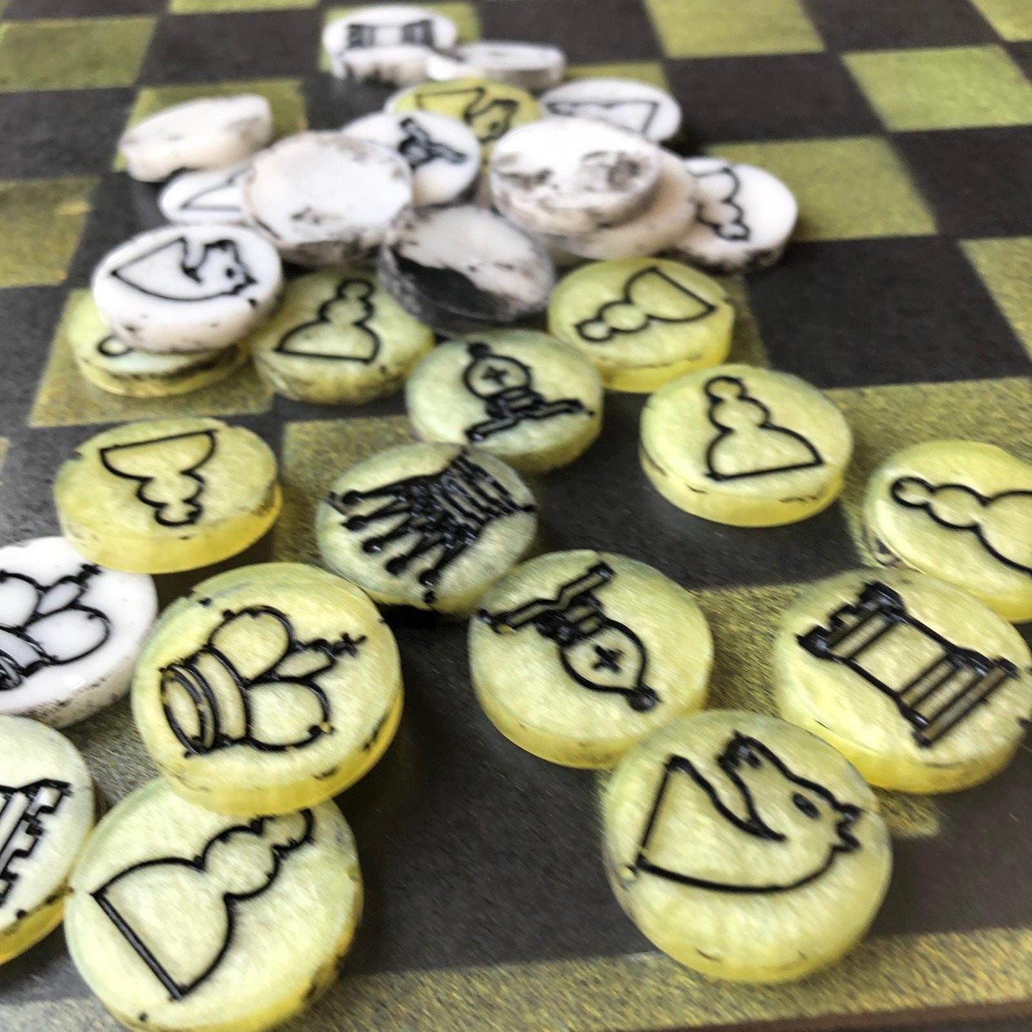 Chess Set - Sheen Green Black