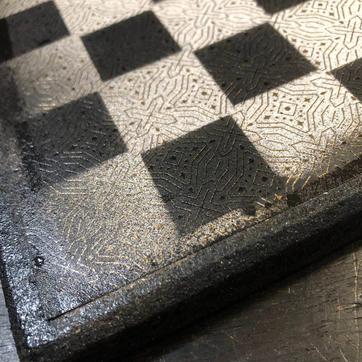 Scrapbook Chess Set - Goil Foiled Lining - White & Black