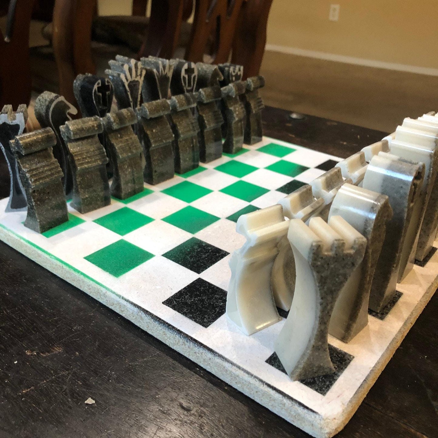 Painted Chess Set - Speed Green Royal