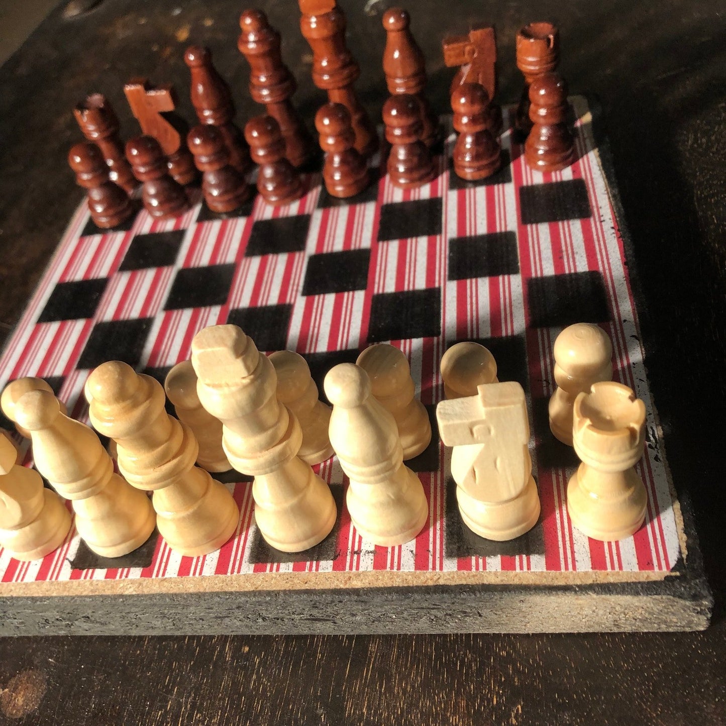 Scrapbook Chess Set - Red & White Lines