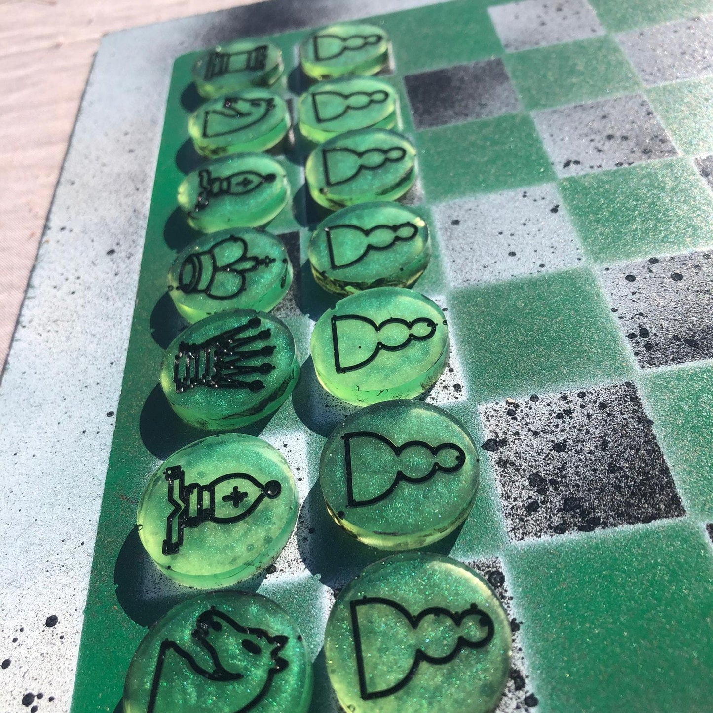 Chess Set - Green Void