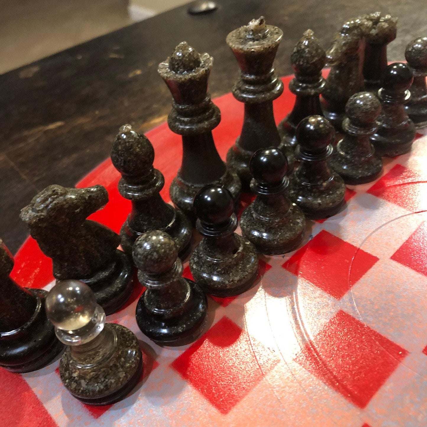 Vinyl Chess Set - Red Mist (Resin Pieces)