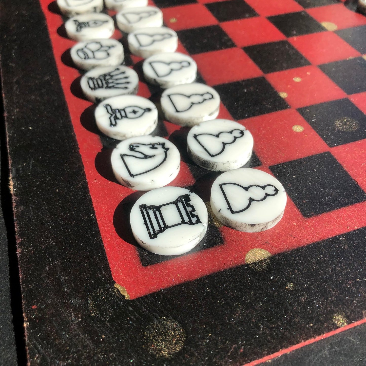 Chess Set - Red Sprinkled Gold