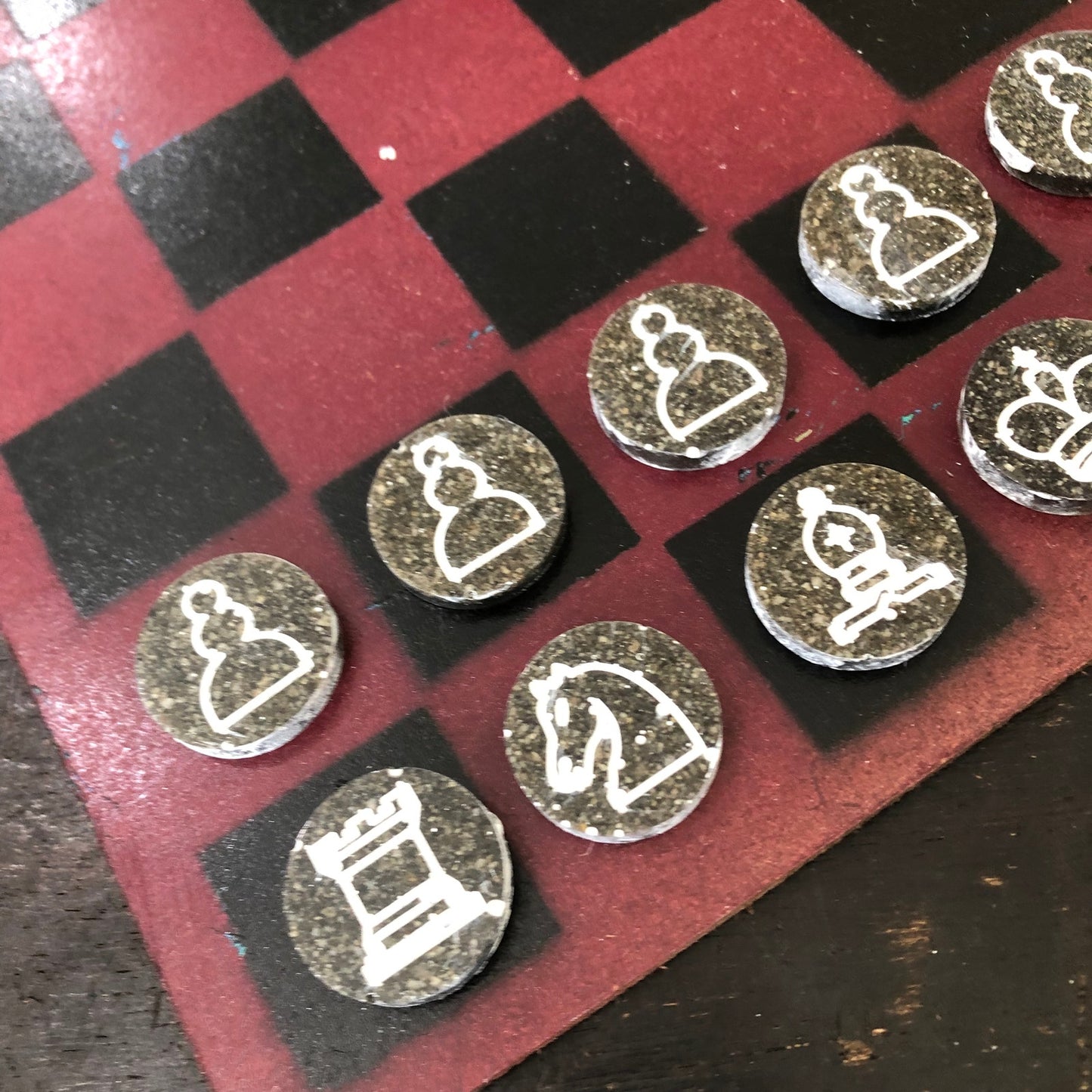 Alien Red- Painted Chess Set