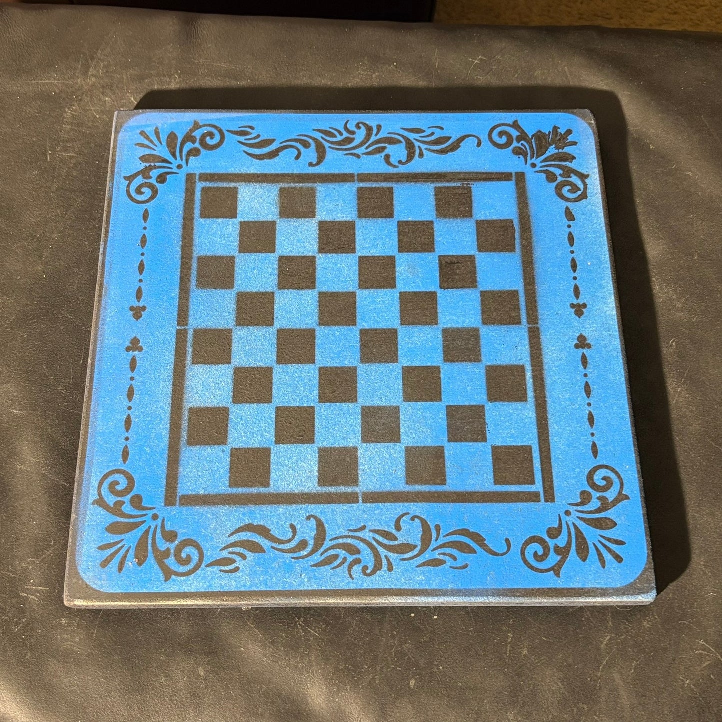 Supreme Blue & Black - Painted Chess Set