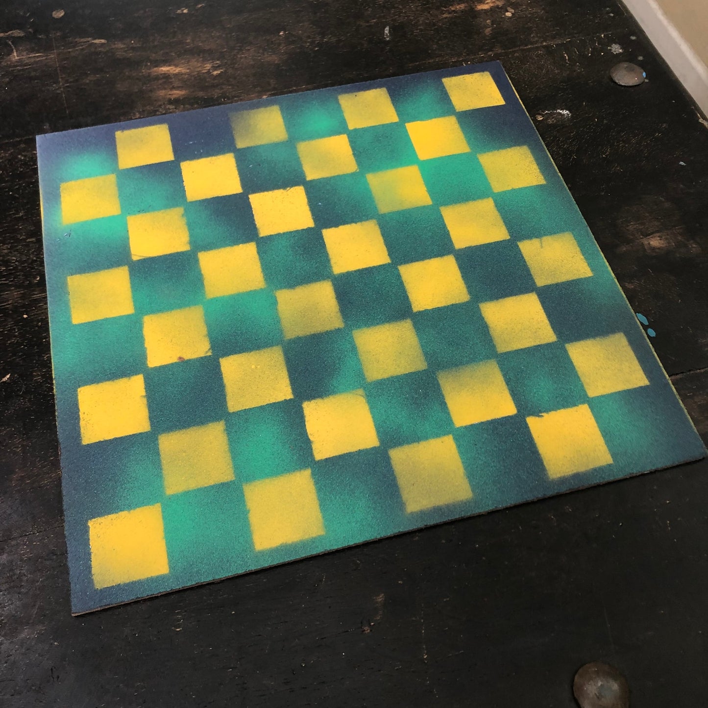 Alien Green & Yellow - Painted Chess Set