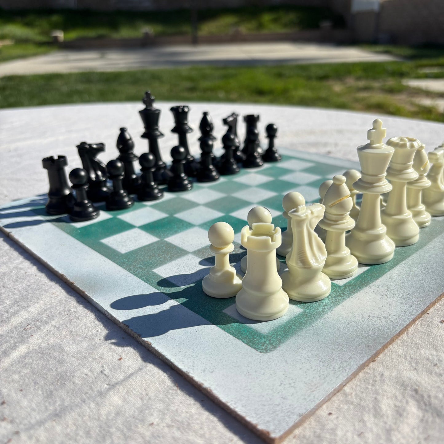 Simplistic Green - Painted Chess Set