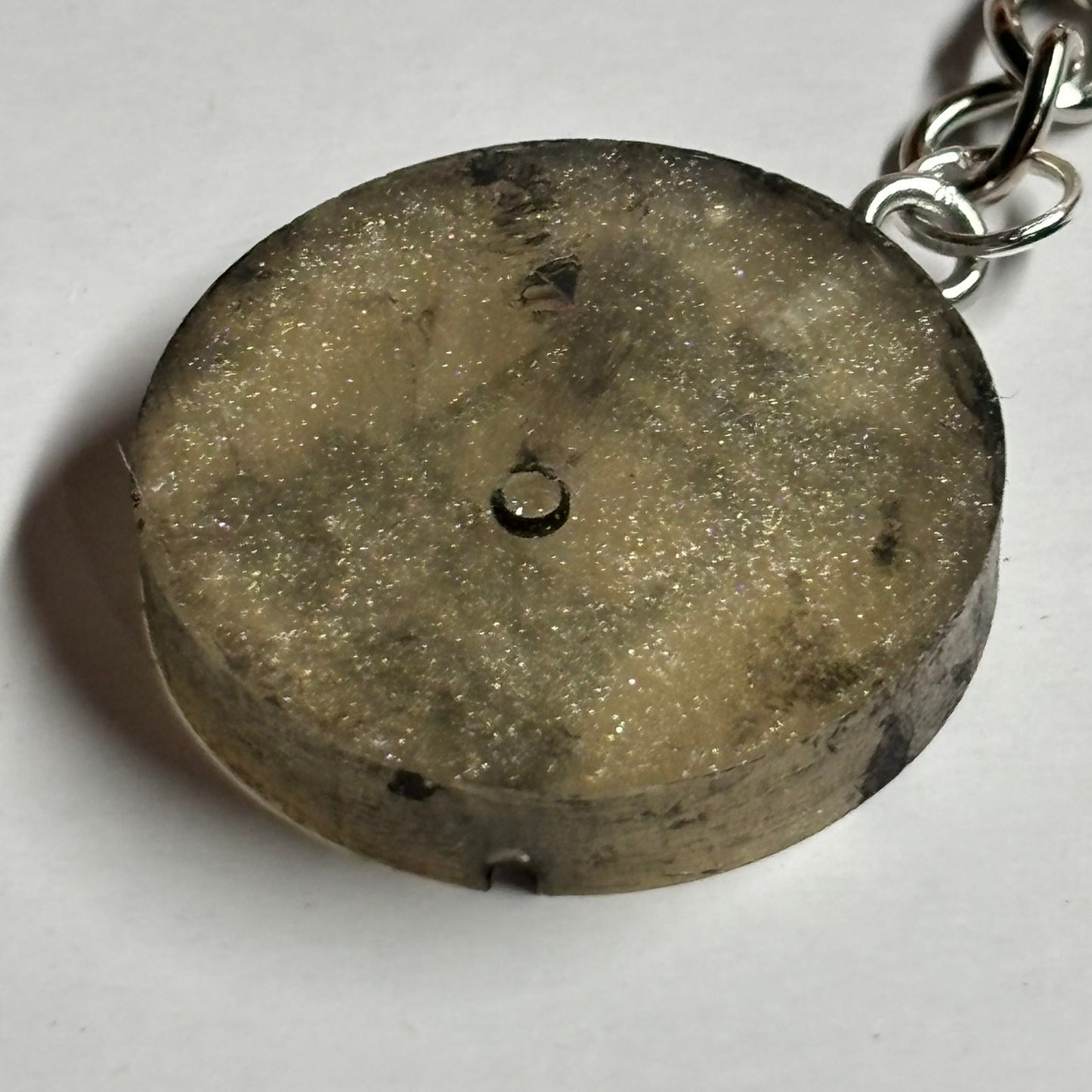 Simple Rook - Handmade Resin Keychain - Flat Edition