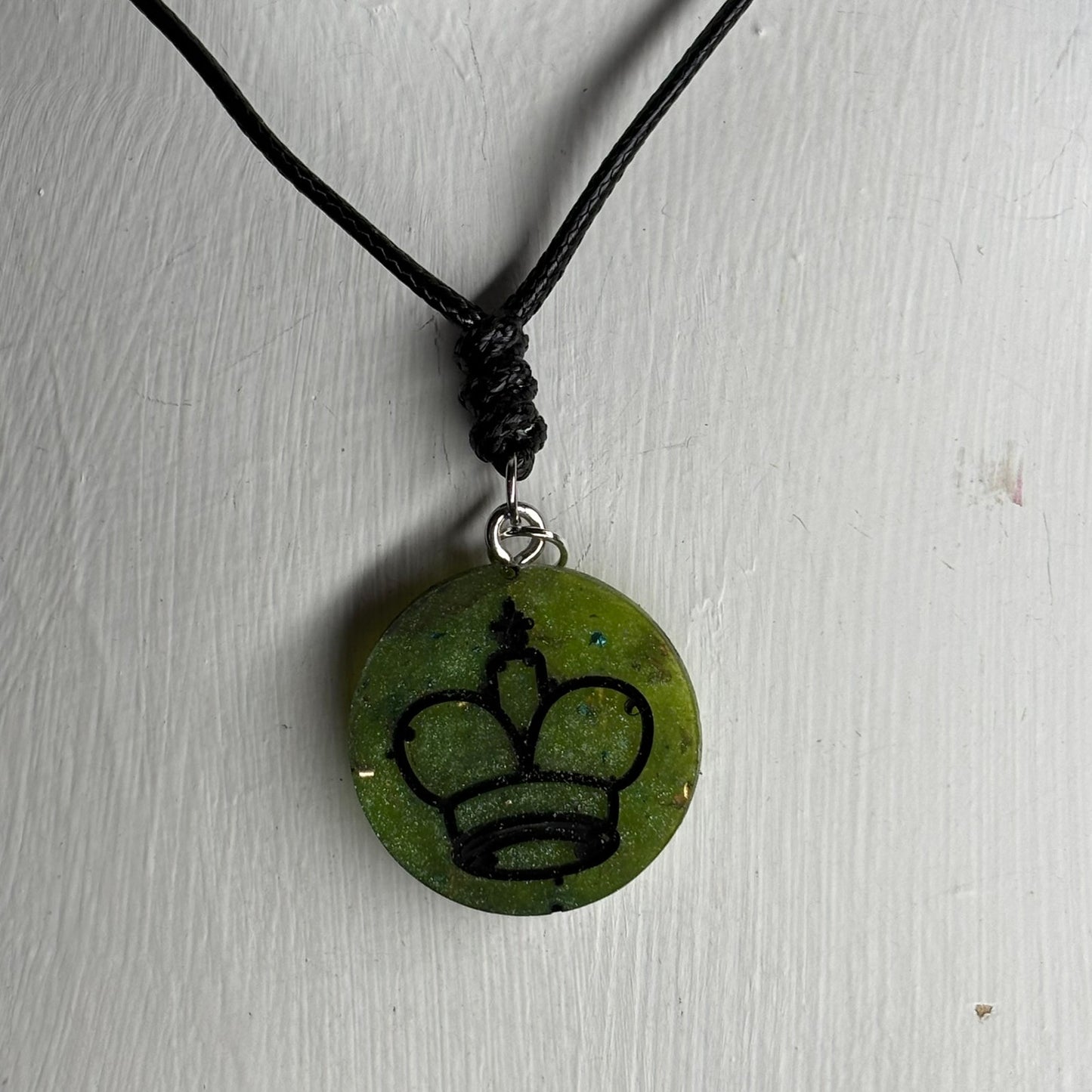 Green Sparkle King - Handmade Resin Chess Necklace