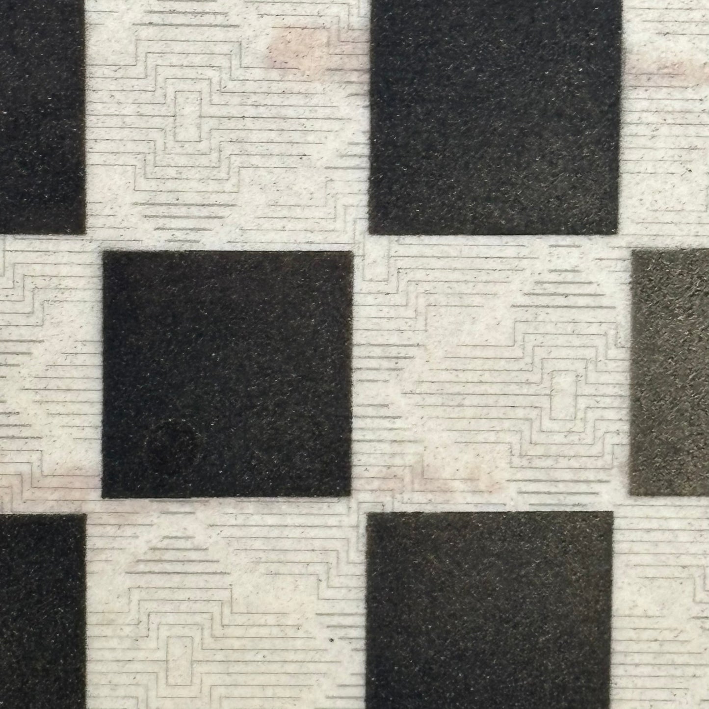Simple Cream - Resin Coated Chess Board