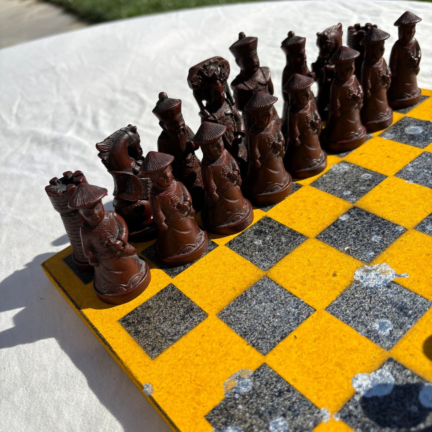 Black & Yellow Splatter - Chinese Edition Chess Set