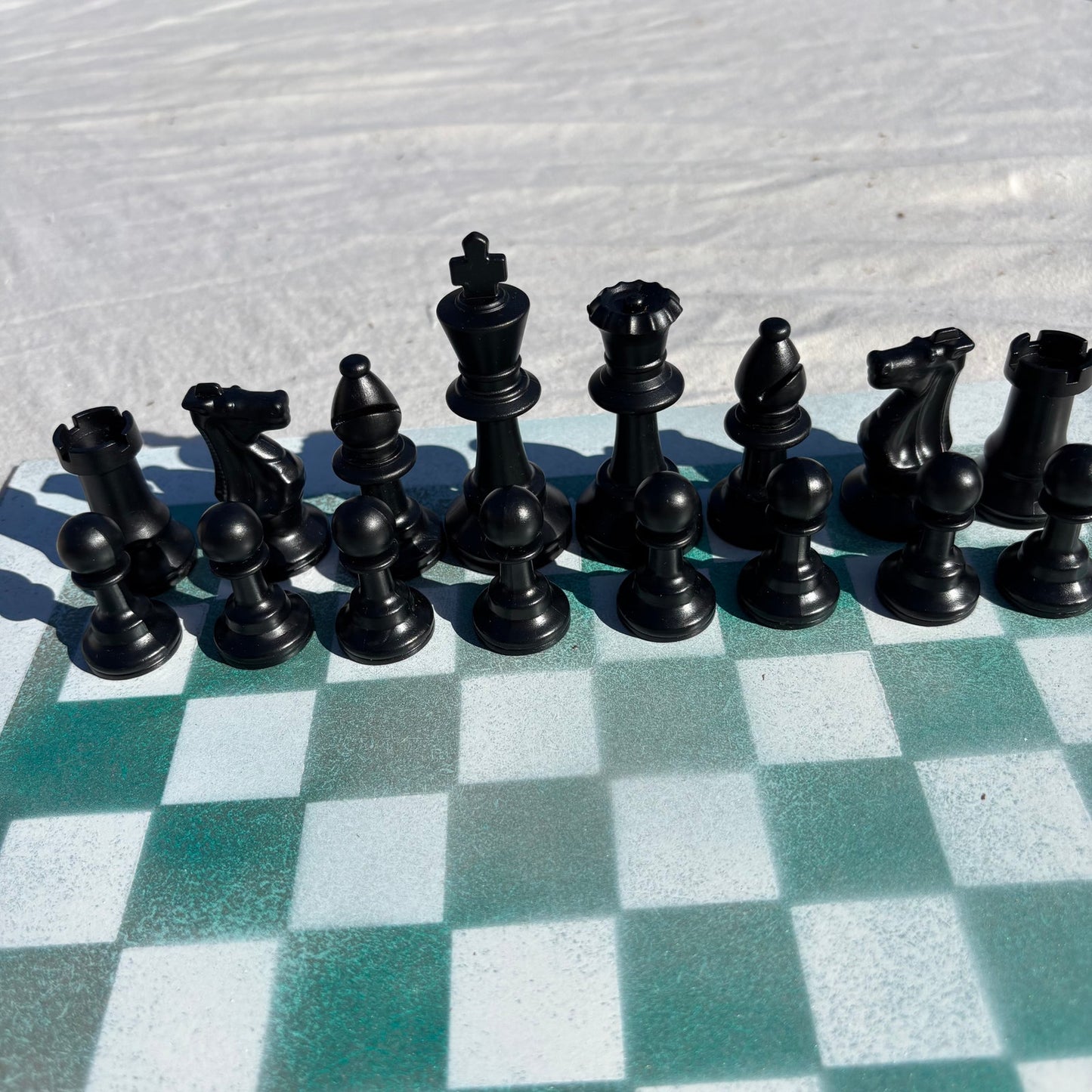 Simplistic Green - Painted Chess Set