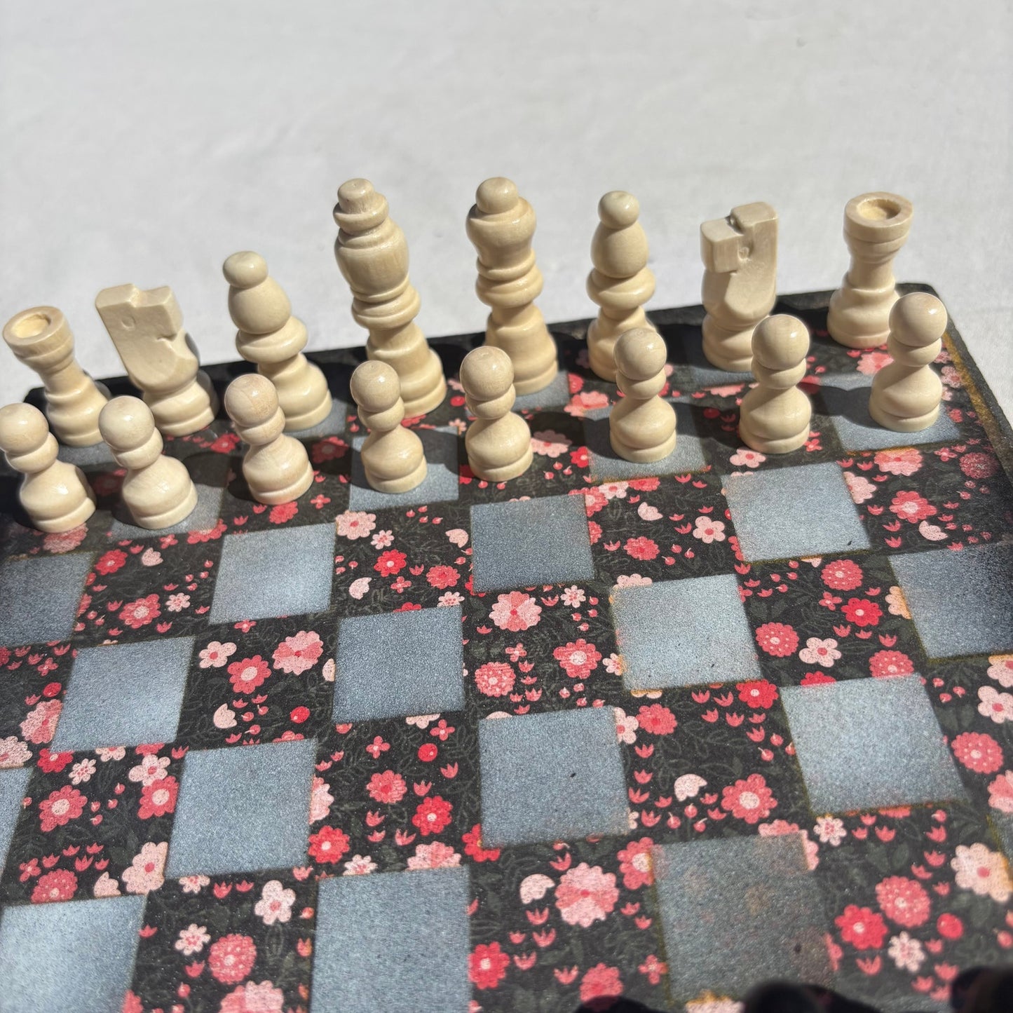 Vintage Flowers - Scrapbook Chess Set