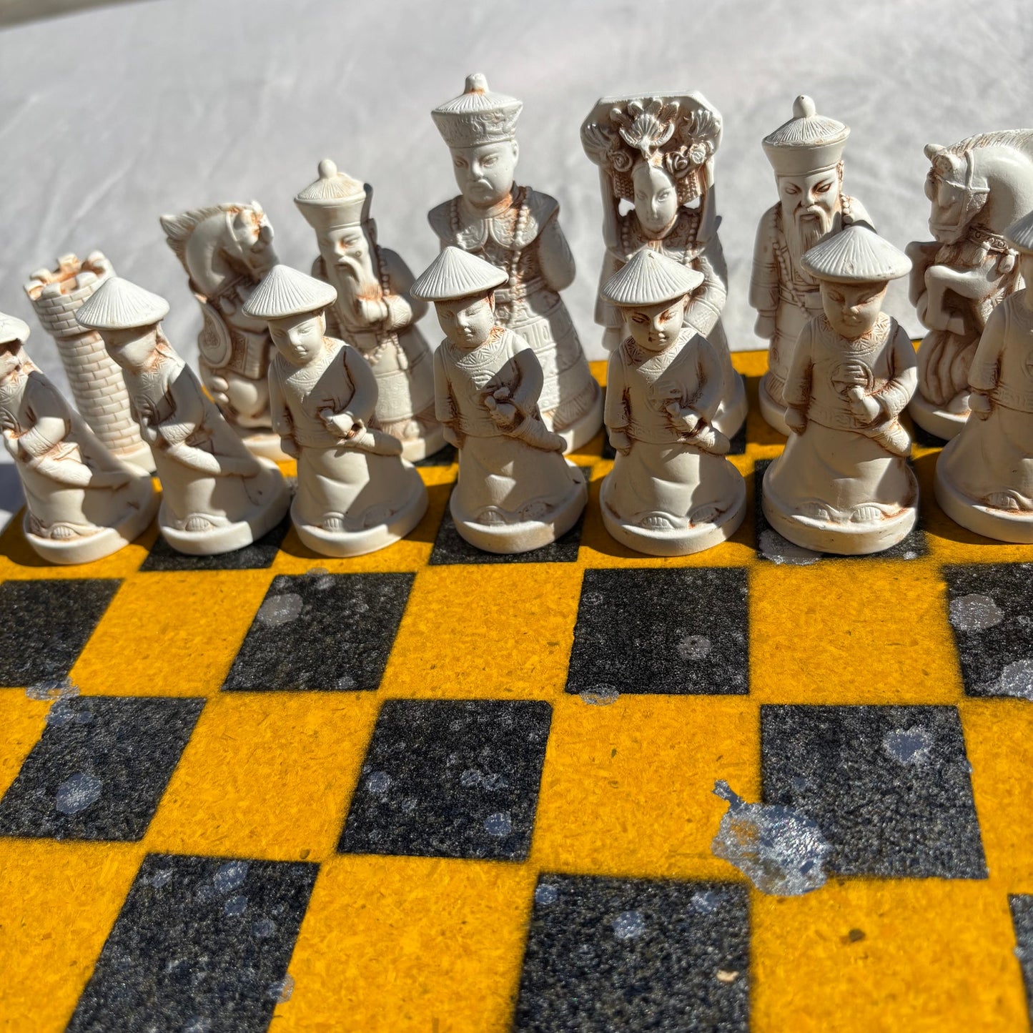 Black & Yellow Splatter - Chinese Edition Chess Set