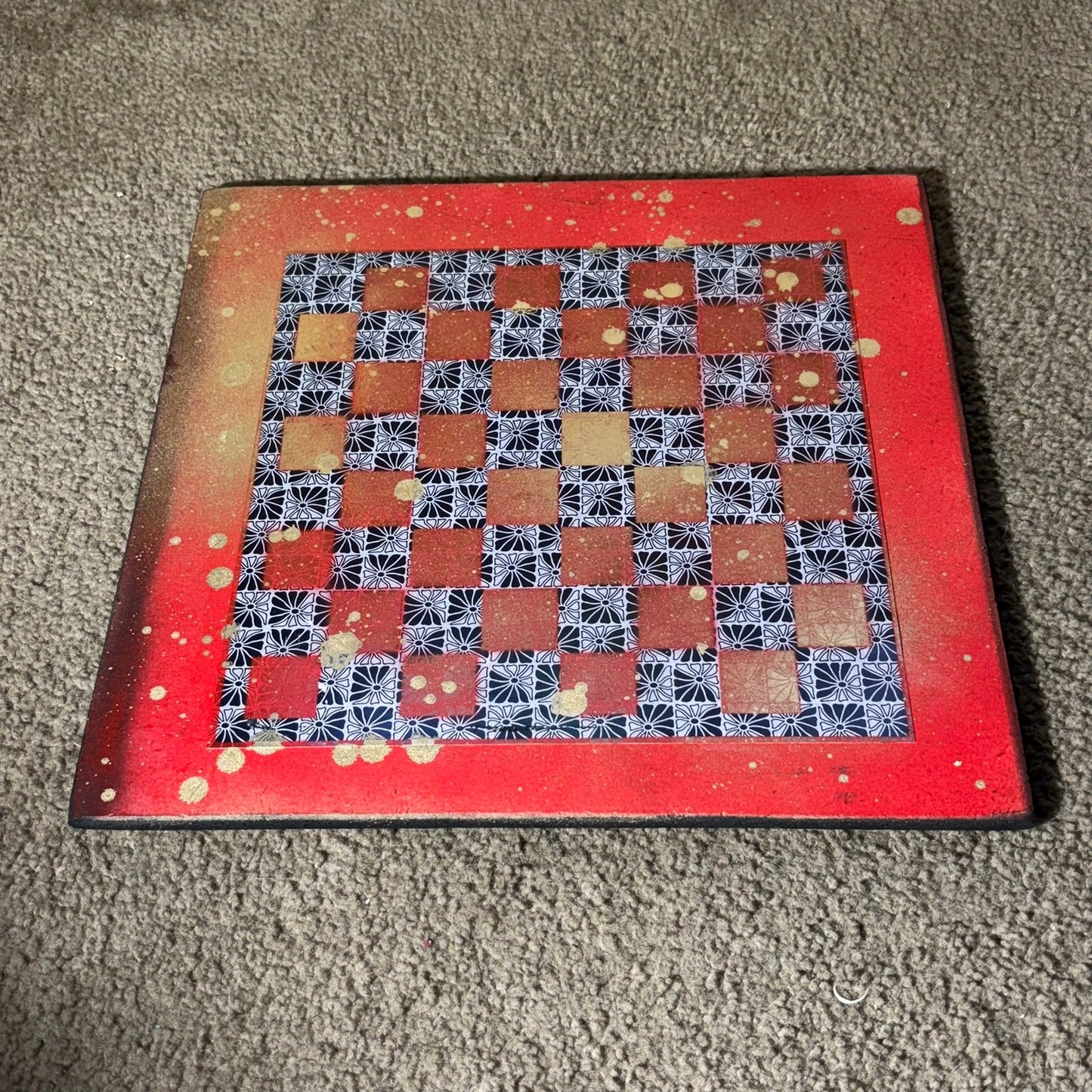 Red Golden Hue - Large Deluxe Chess Set