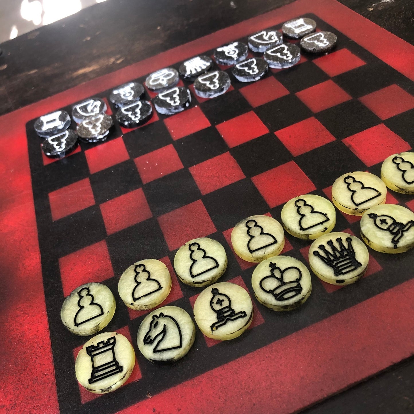 Imperial Red - Painted Chess Set