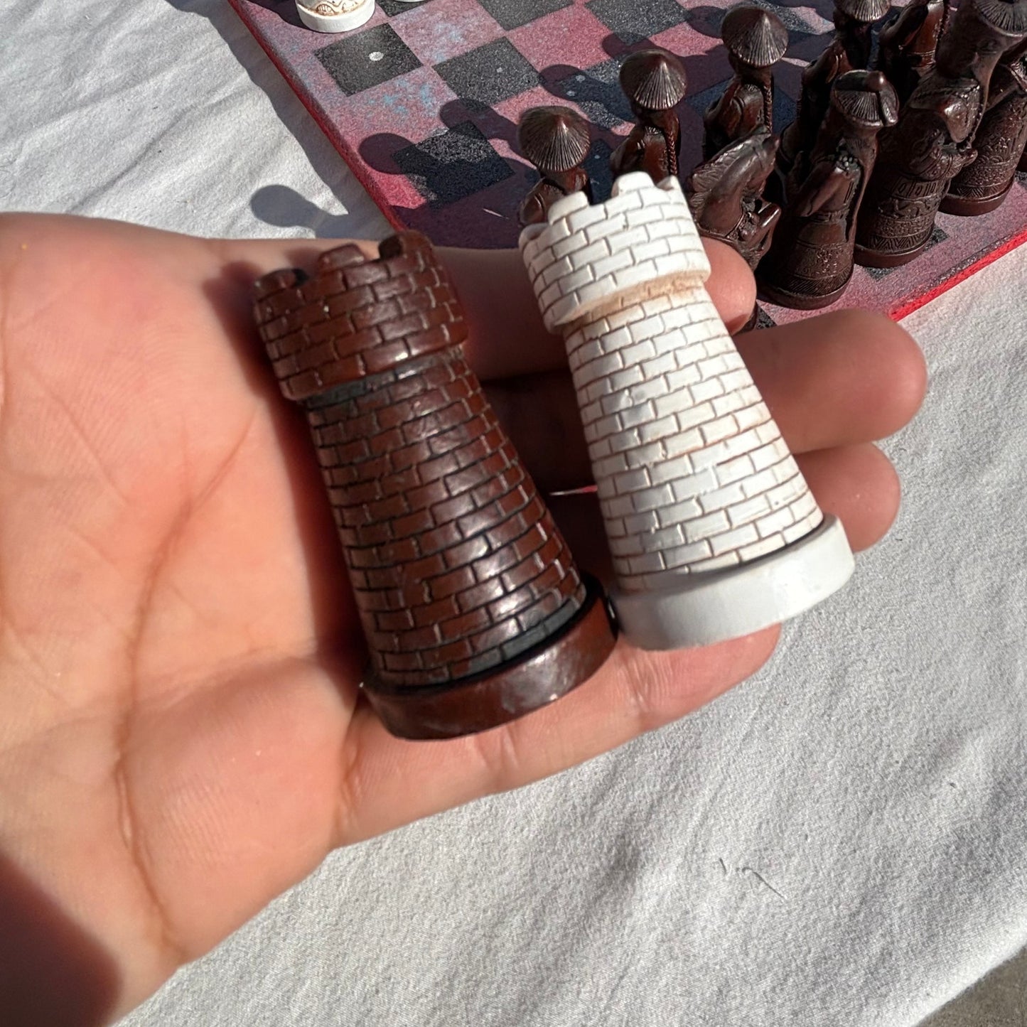 Mystic Red Black Fade - Chinese Edition Chess Set