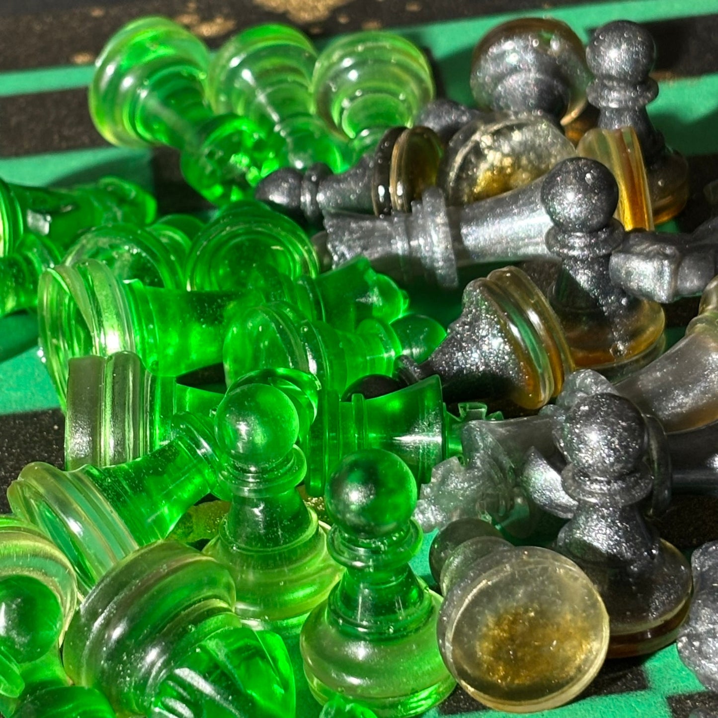 Golden Green - Painted Chess Set