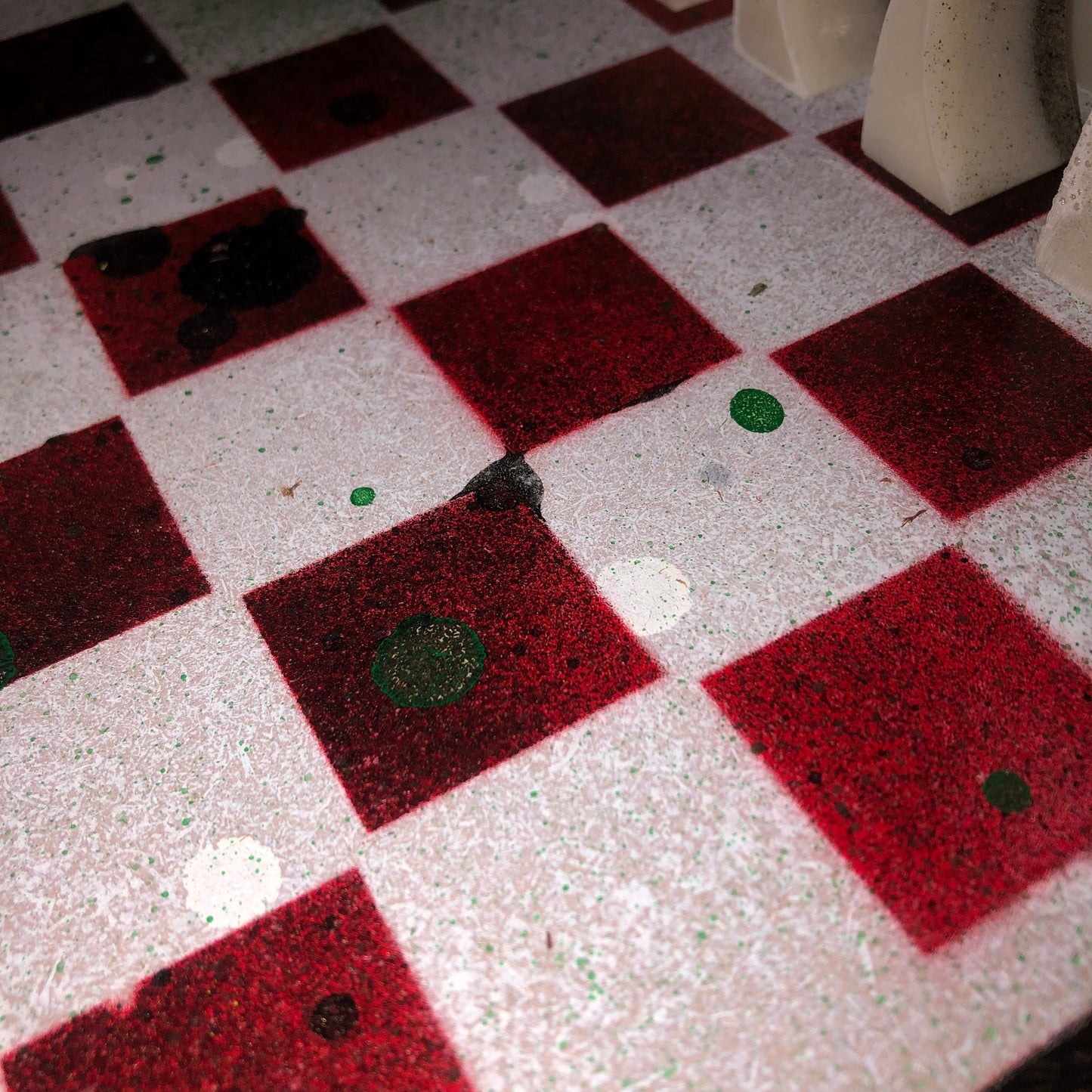 Space Red Royal- Painted Chess Set