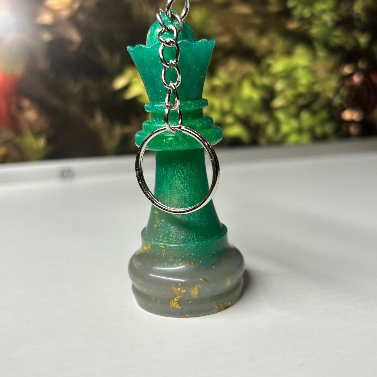Solid Royalty Green Queen - Handmade Resin Keychain - Large Edition