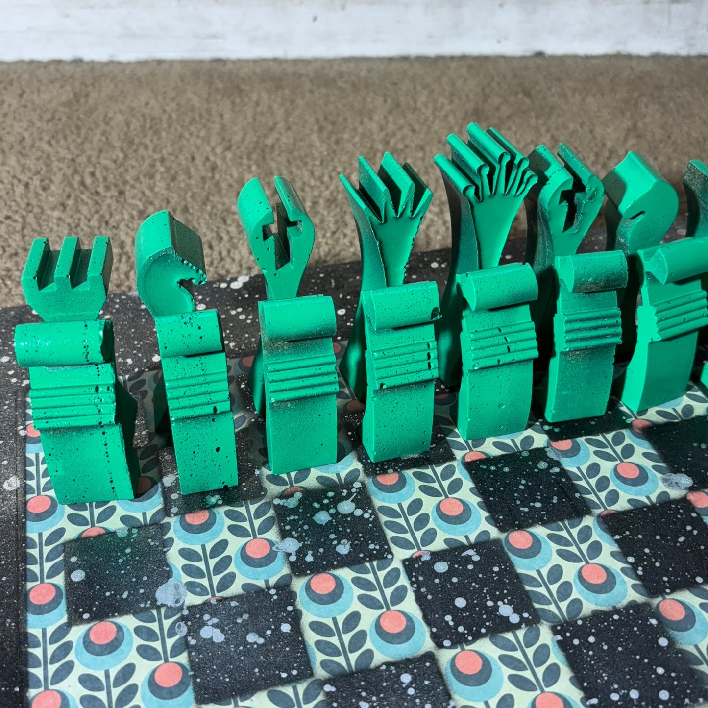 Green Royal - Large Deluxe Chess Set