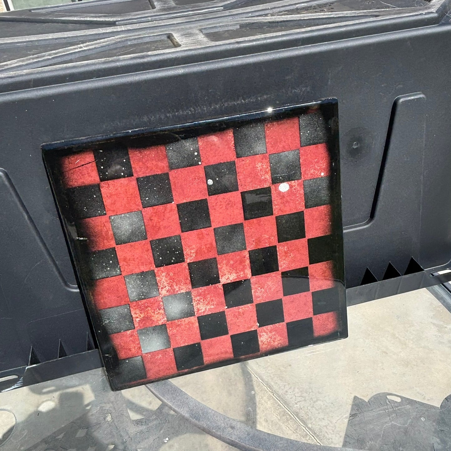 Red & Black - Resin Coated Chess Board