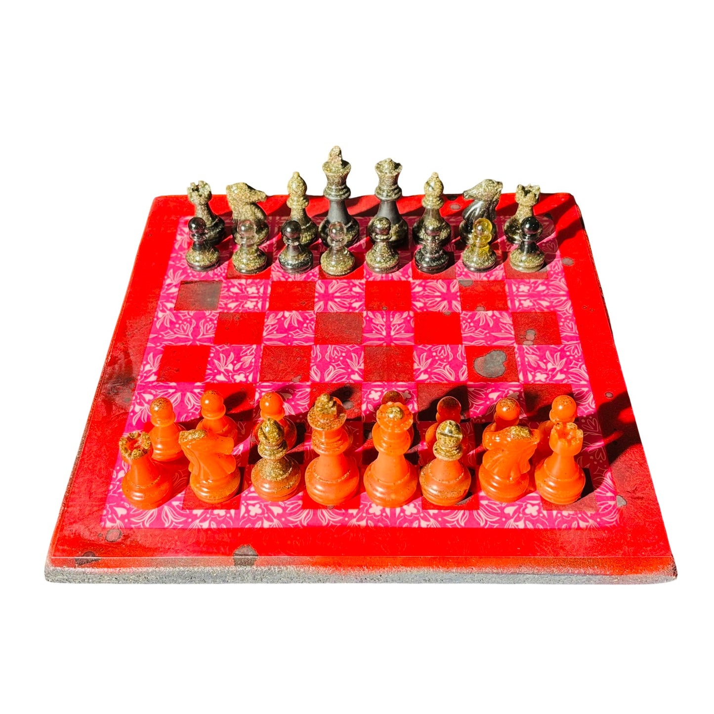 Utopia Vintage Red- Scrapbook Chess Set