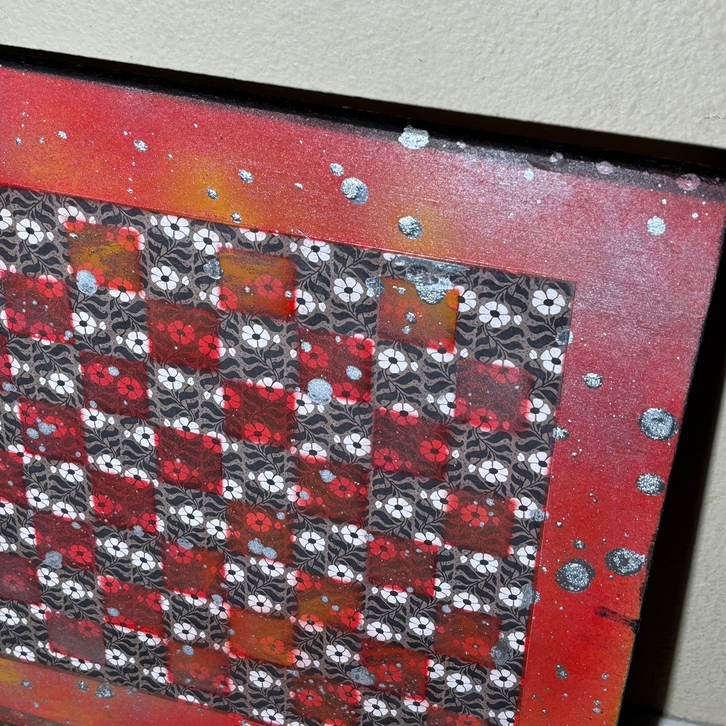 Red Dripped Vintage Pattern - Large Scrapbook Chess Board