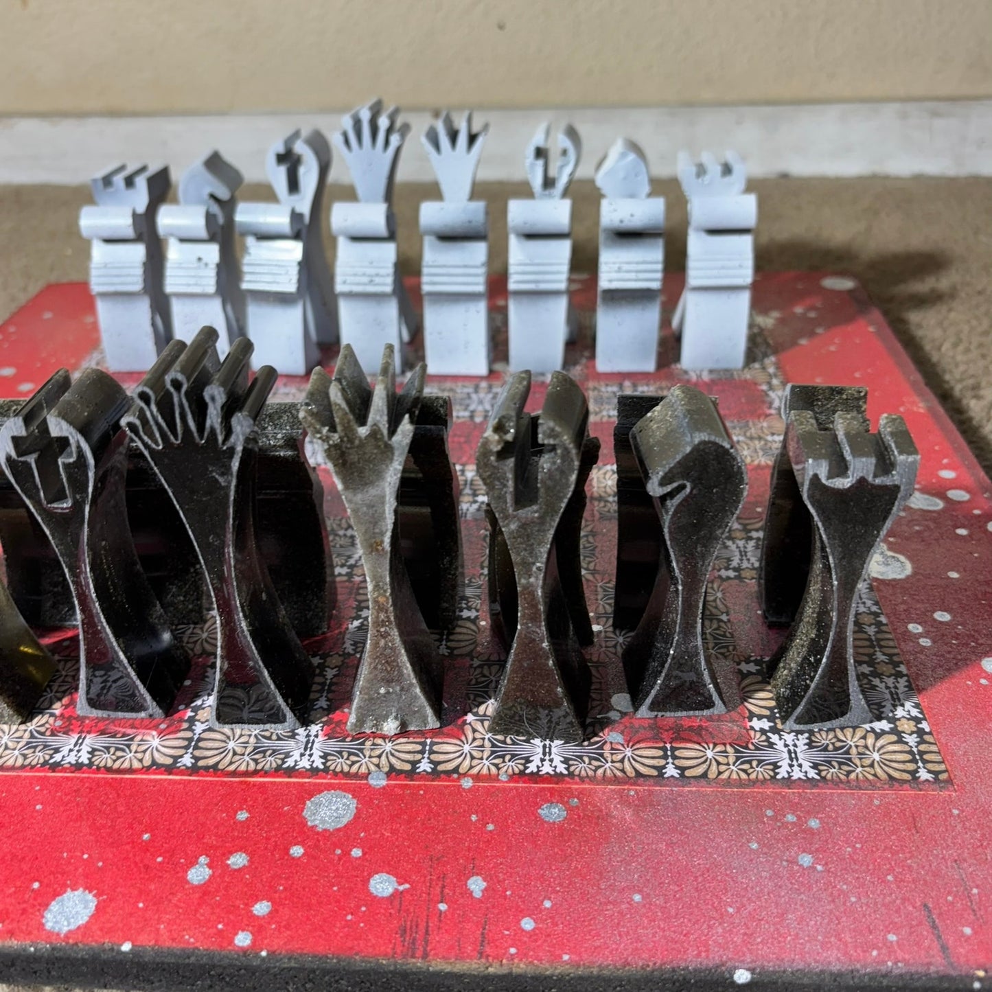 Supreme Vintage - Large Deluxe Chess Set