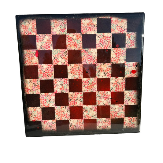 Red Spotted Flowers - Resin Coated Chess Board