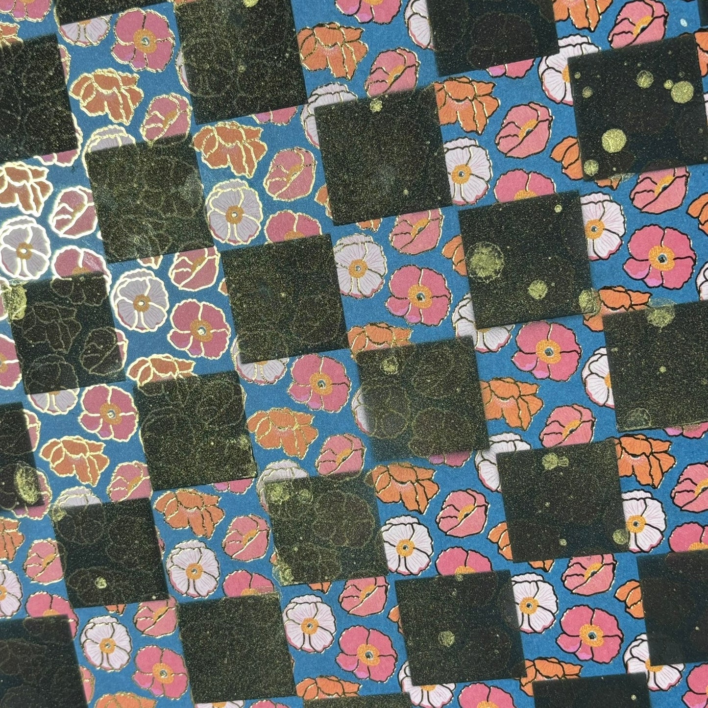 Golden Lining Flowers - Scrapbook Chess Board