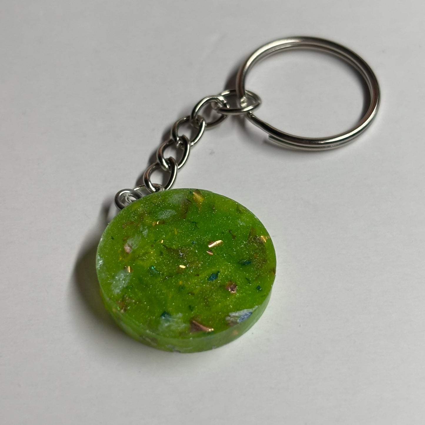 Green Confetti Rook - Handmade Resin Keychain - Flat Edition