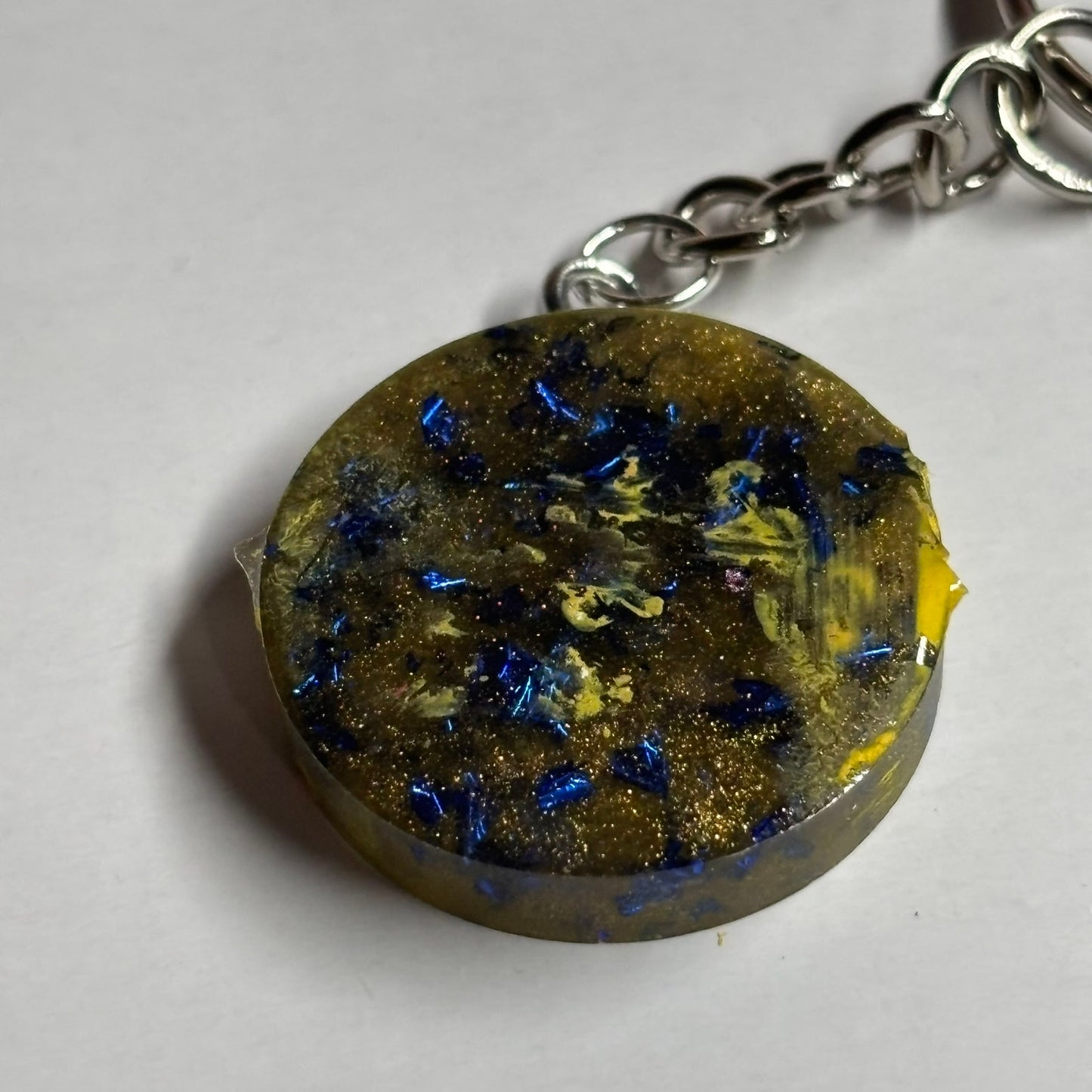 Army Green Royal Knight - Handmade Resin Keychain - Flat Edition