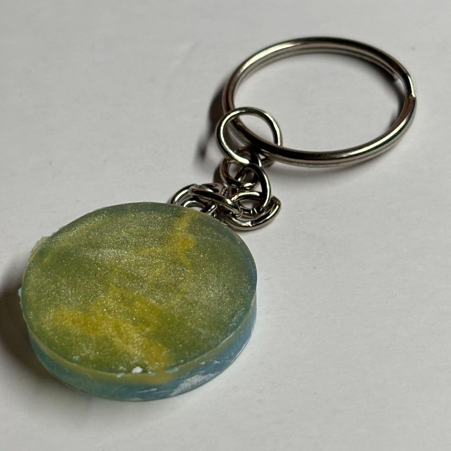 Yellow Blue Bishop - Handmade Resin Keychain - Flat Edition