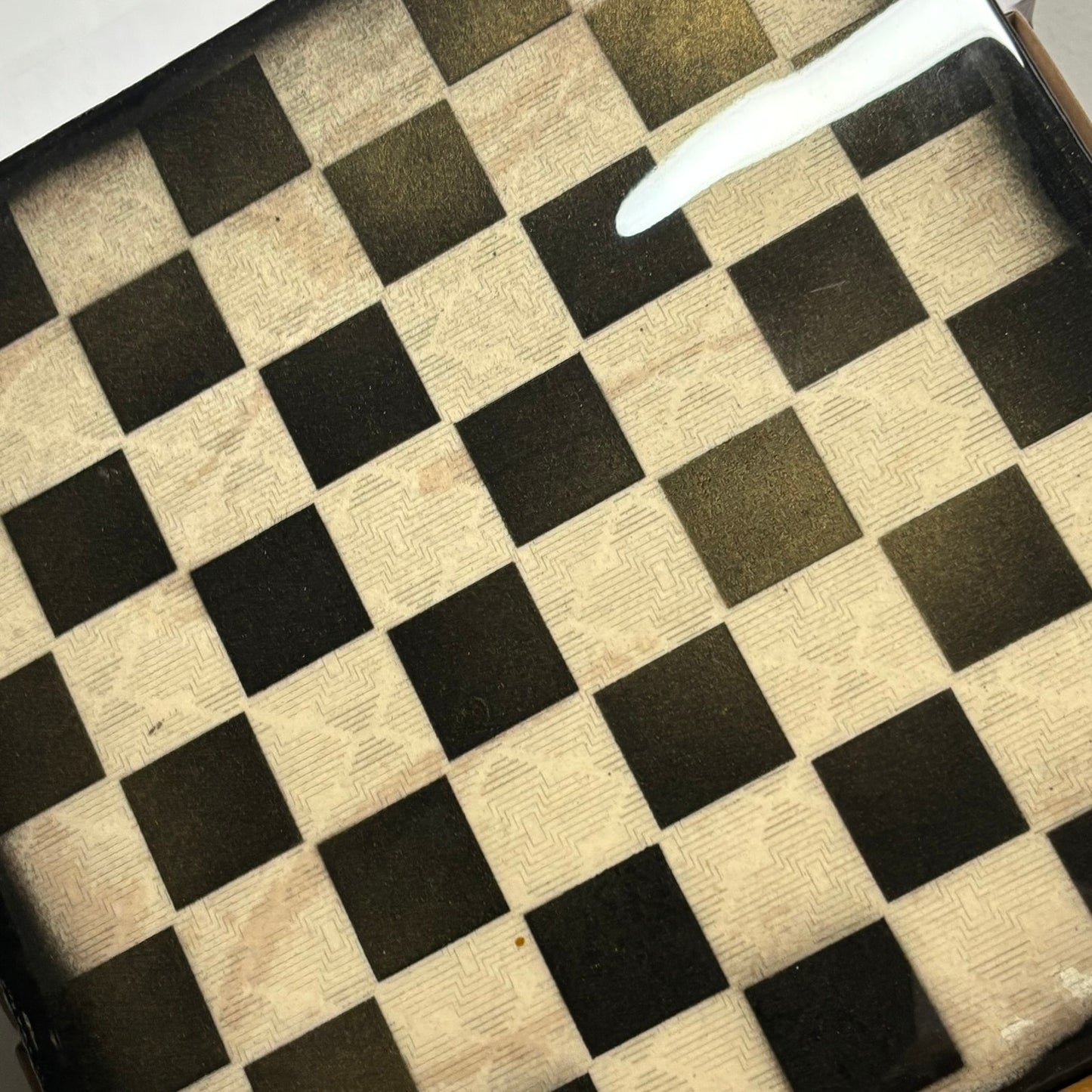 Simple Cream - Resin Coated Chess Board