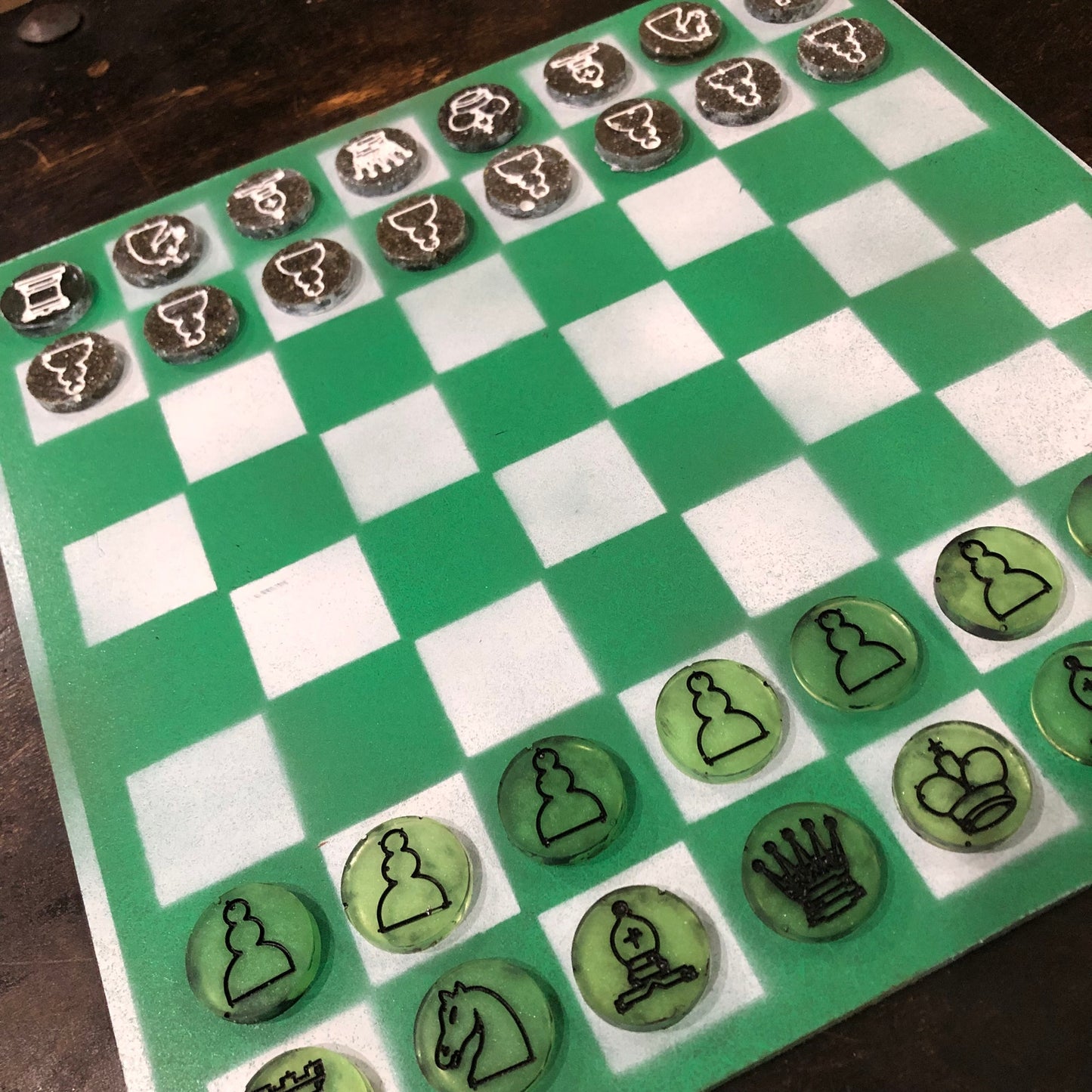 Green & White - Painted Chess Set